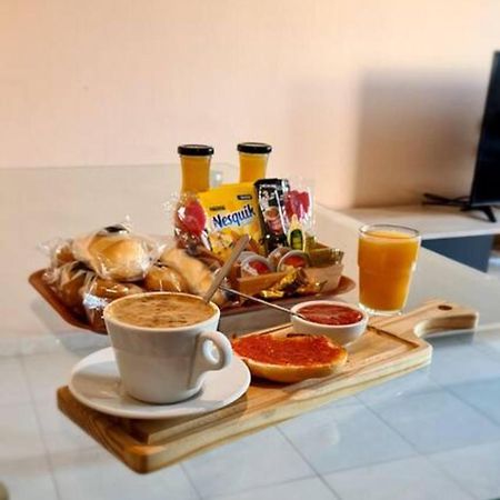 Piso Centrico - Desayuno De Bienvenida Lejlighed Ferrol Eksteriør billede